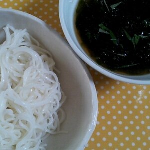 青じそ＆もずくのさっぱりそうめん